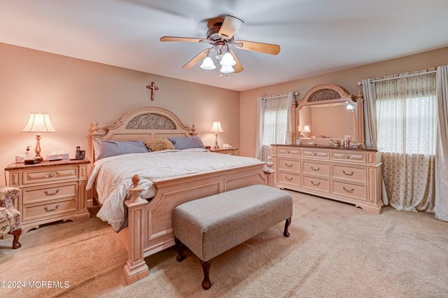 637 Clark Avenue, Union Beach, NJ 07735