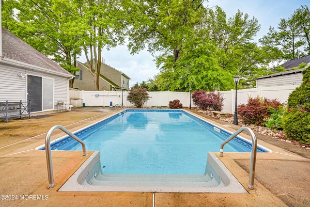 637 Clark Avenue, Union Beach, NJ 07735