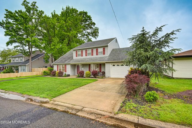 637 Clark Avenue, Union Beach, NJ 07735