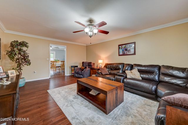 637 Clark Avenue, Union Beach, NJ 07735