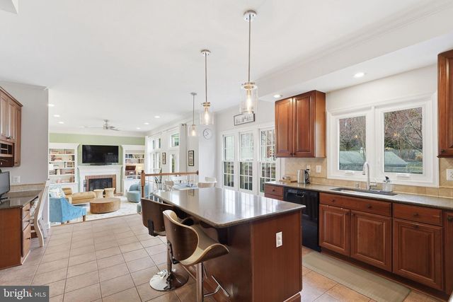 23601 FOUNDERS PL, Damascus, MD 20872