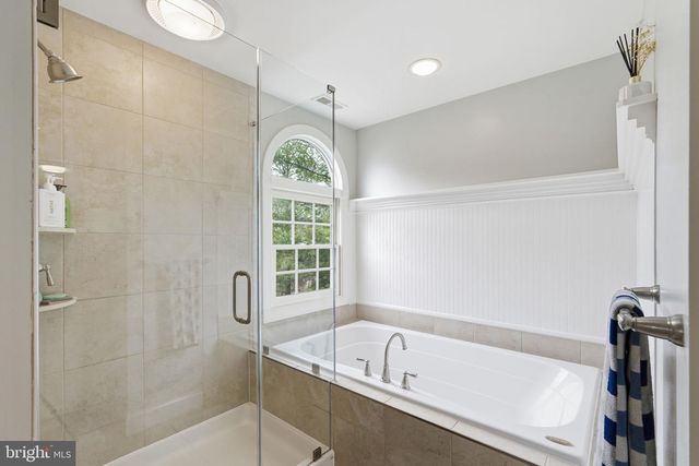 23601 FOUNDERS PL, Damascus, MD 20872