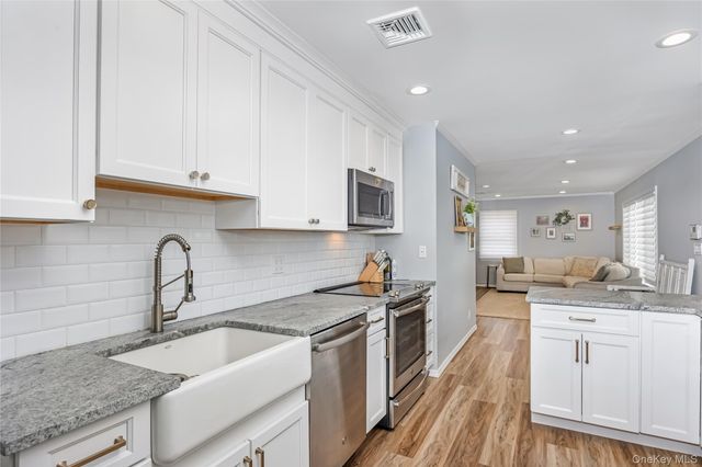 199 Van Buren Street, Massapequa Park, NY 11762