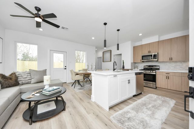 9028 Scott Street, Houston, TX 77051