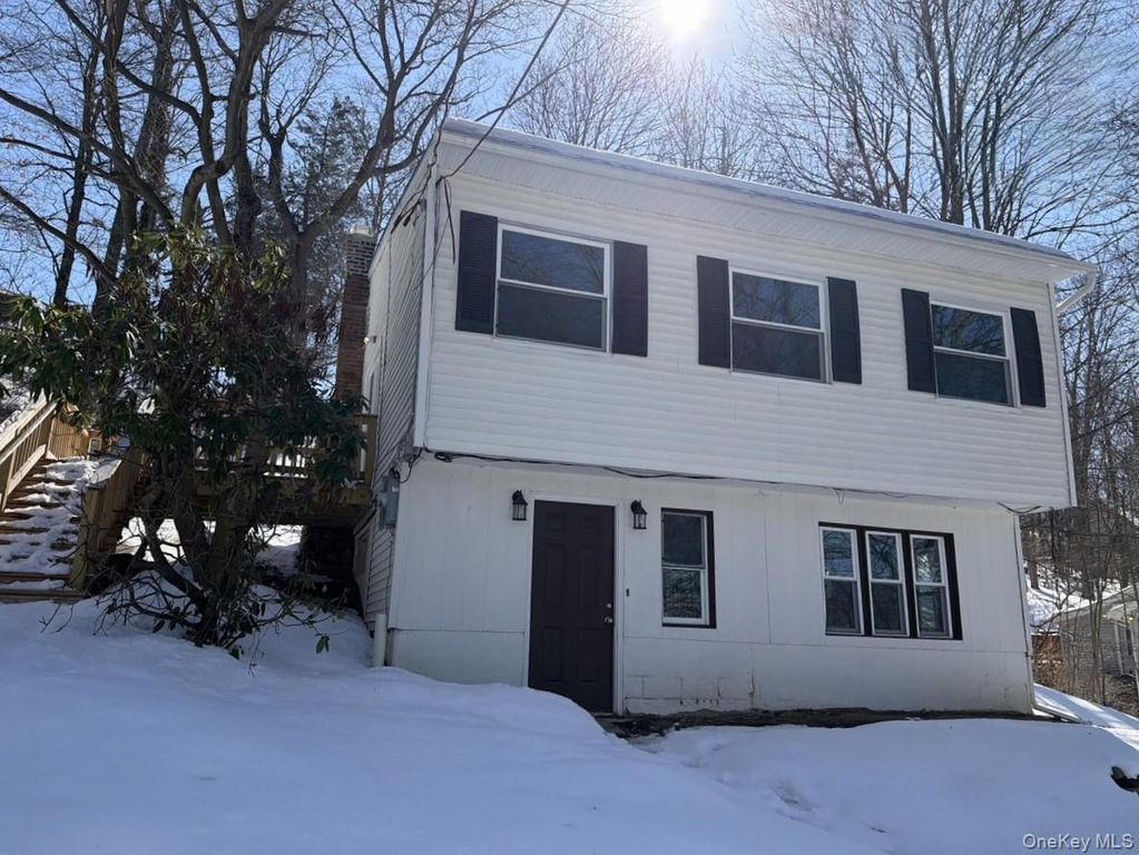 9 Underhill Trail, Monroe, NY 10950