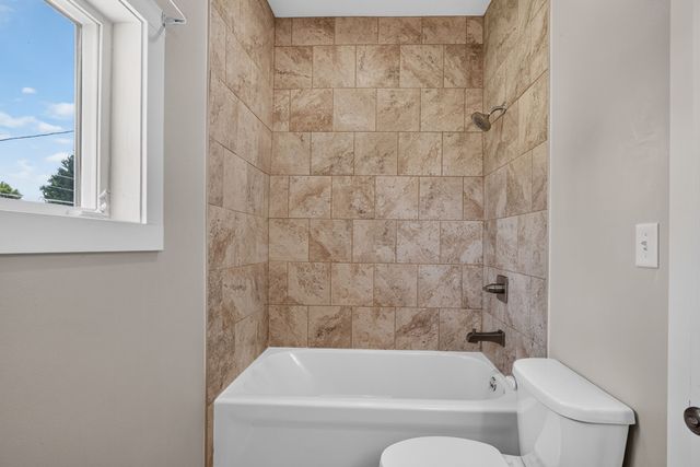 1215 W 3rd Street, Boone, IA 50036