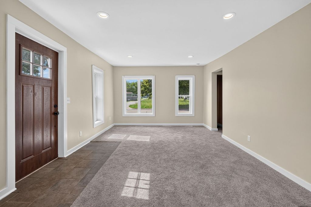 1215 W 3rd Street, Boone, IA 50036