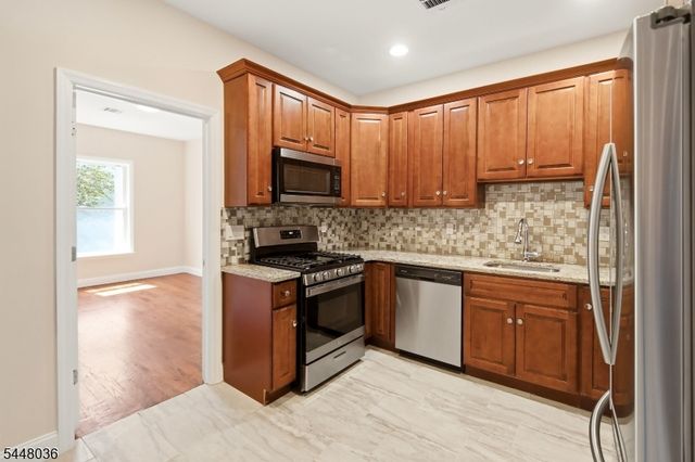 234 Lt Glenn Zamorski Dr, Elizabeth City, NJ 07206