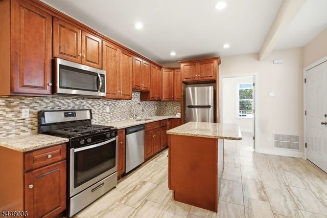 234 Lt Glenn Zamorski Dr, Elizabeth City, NJ 07206