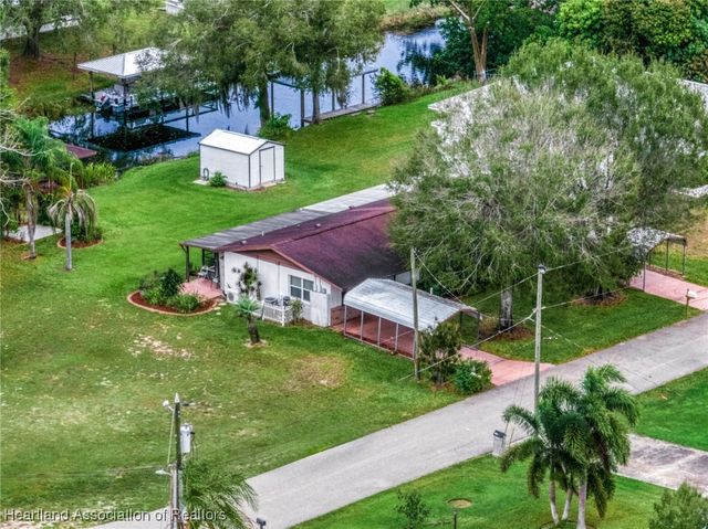 129 Ida Avenue, Lake Placid, FL 33852