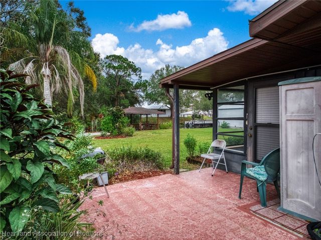 129 Ida Avenue, Lake Placid, FL 33852