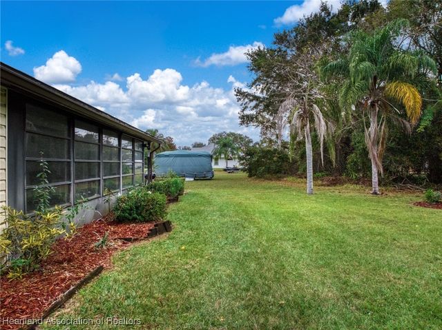 129 Ida Avenue, Lake Placid, FL 33852