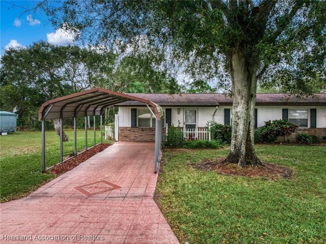 129 Ida Avenue, Lake Placid, FL 33852