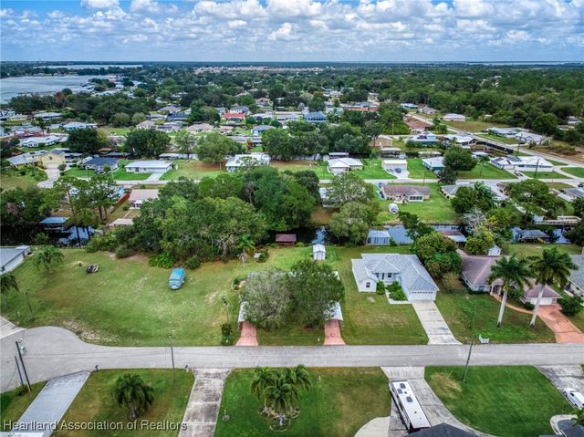 129 Ida Avenue, Lake Placid, FL 33852