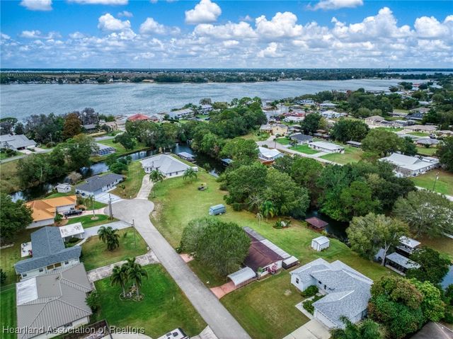 129 Ida Avenue, Lake Placid, FL 33852