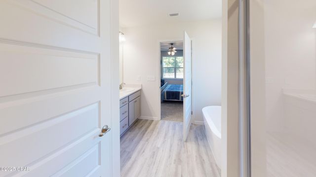 3896 Bricknell Avenue, Chipley, FL 32428