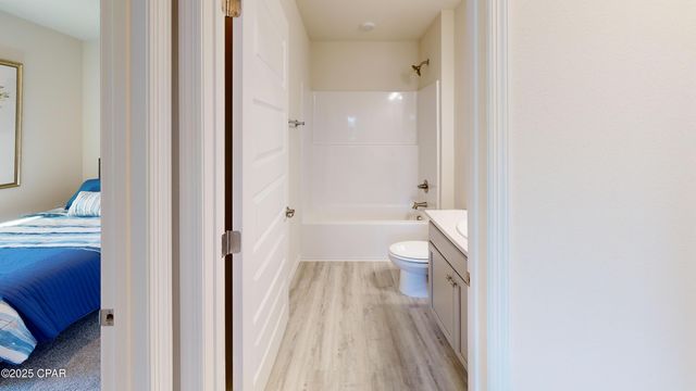 3896 Bricknell Avenue, Chipley, FL 32428