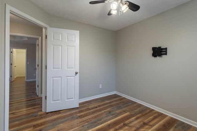 3194 Barretts Ridge Dr, Murfreesboro, TN 37130