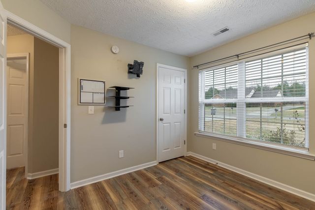 3194 Barretts Ridge Dr, Murfreesboro, TN 37130