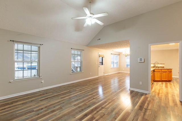 3194 Barretts Ridge Dr, Murfreesboro, TN 37130