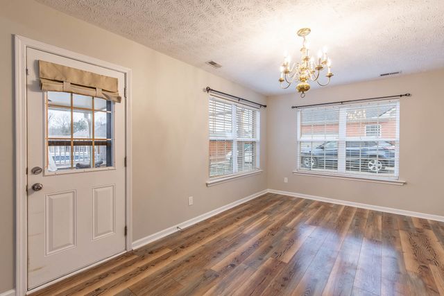 3194 Barretts Ridge Dr, Murfreesboro, TN 37130