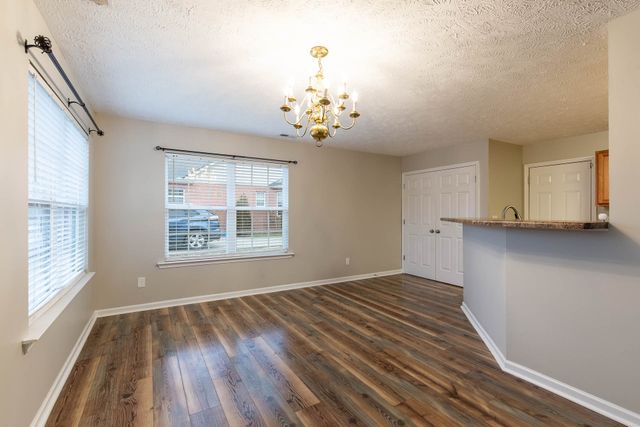 3194 Barretts Ridge Dr, Murfreesboro, TN 37130