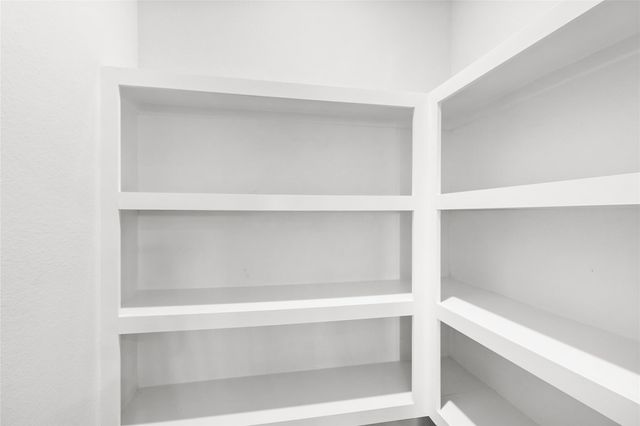 116 Augusta Drive, Huntsville, TX 77340