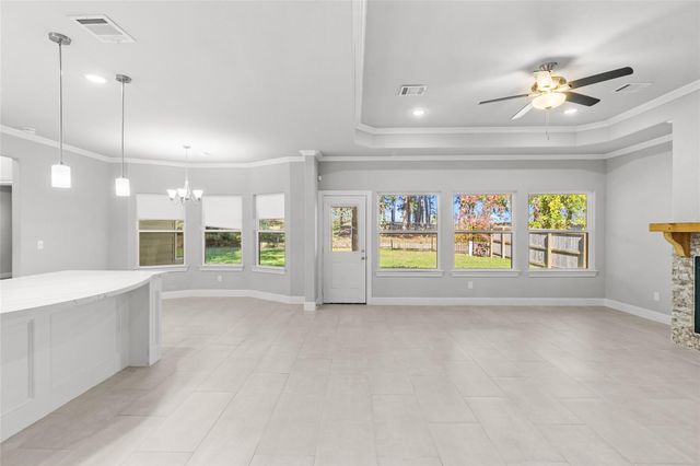 116 Augusta Drive, Huntsville, TX 77340