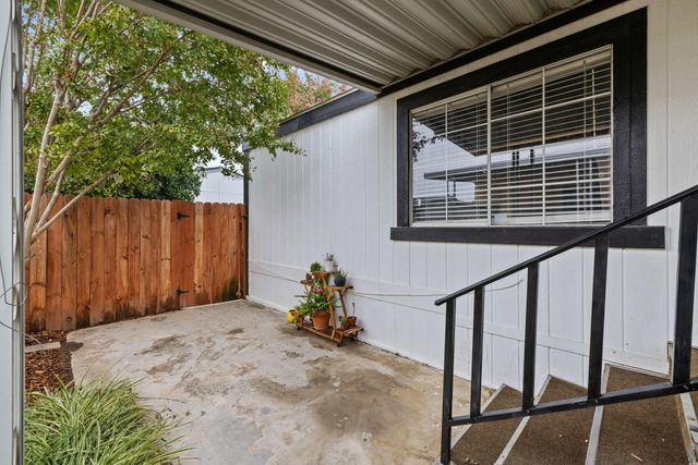 2459 N Oaks Street 37, Tulare, CA 93274