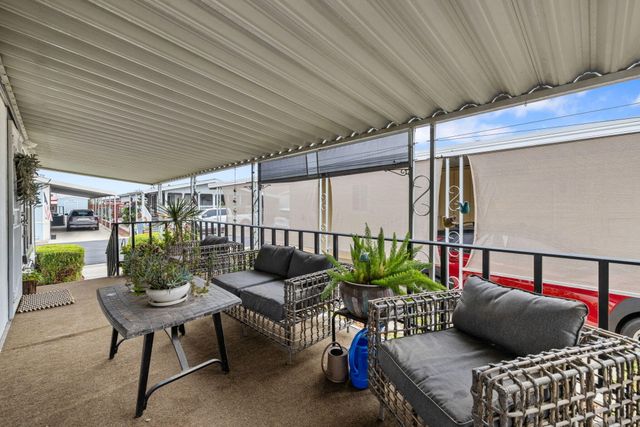 2459 N Oaks Street 37, Tulare, CA 93274