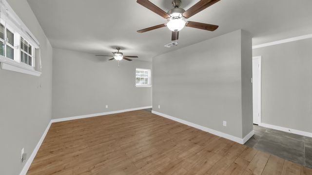 3801 Halifax Court, Arlington, TX 76013