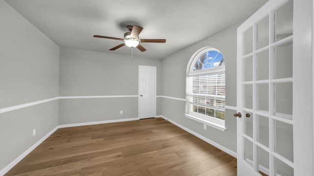 3801 Halifax Court, Arlington, TX 76013