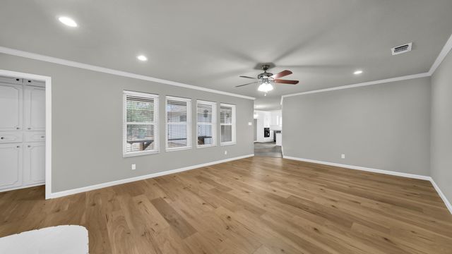 3801 Halifax Court, Arlington, TX 76013