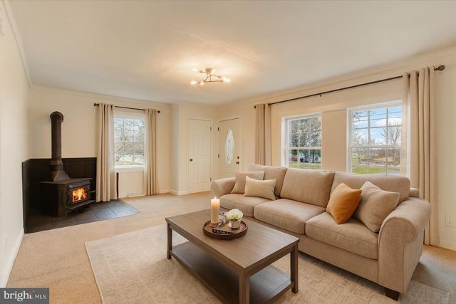 2515 MUMMASBURG RD, Gettysburg, PA 17325