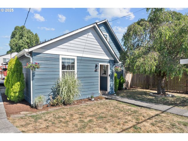 1127 LINN Ave, Oregon City, OR 97045