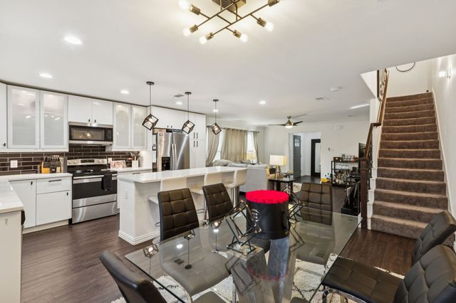 419 Avenue L, Dallas, TX 75203