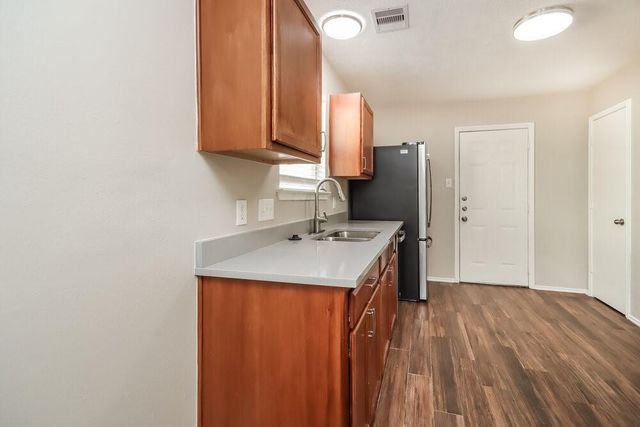 4435 Plumeria Avenue, Baytown, TX 77521