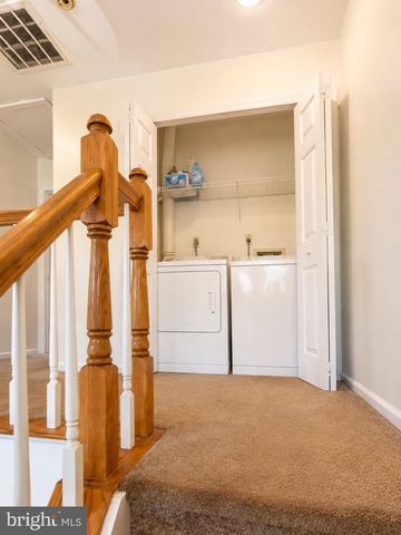 203 W PARK DR, Stafford, VA 22554
