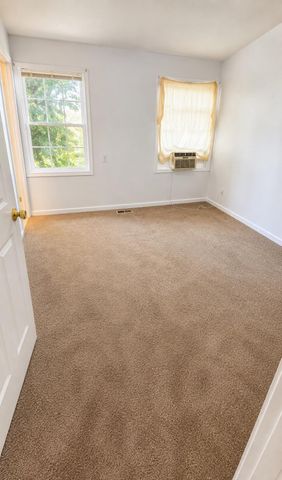 203 W PARK DR, Stafford, VA 22554