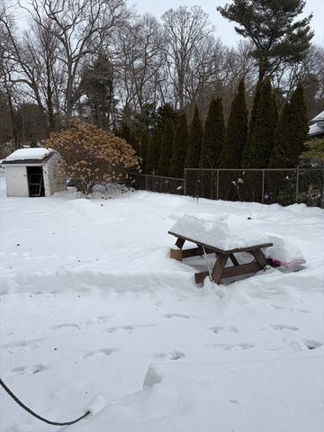 336 Lincoln St 2, Stoughton, MA 02072