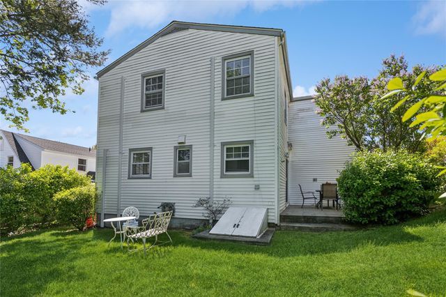 90 Joyce Road, Eastchester, NY 10709