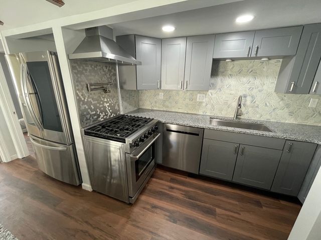 9 Church Street 9, Woburn, MA 01801