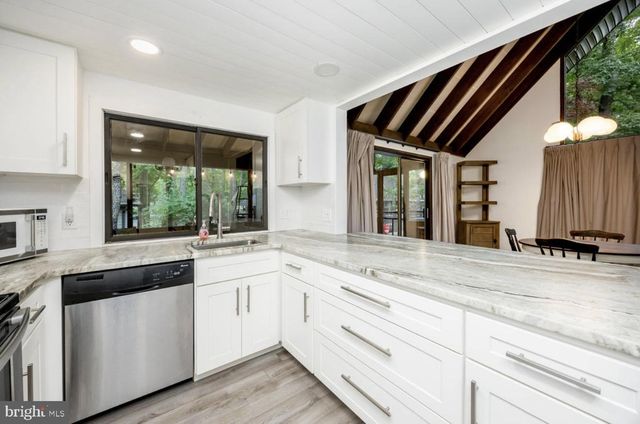 5 FALCON BRIDGE RD, Ocean Pines, MD 21811