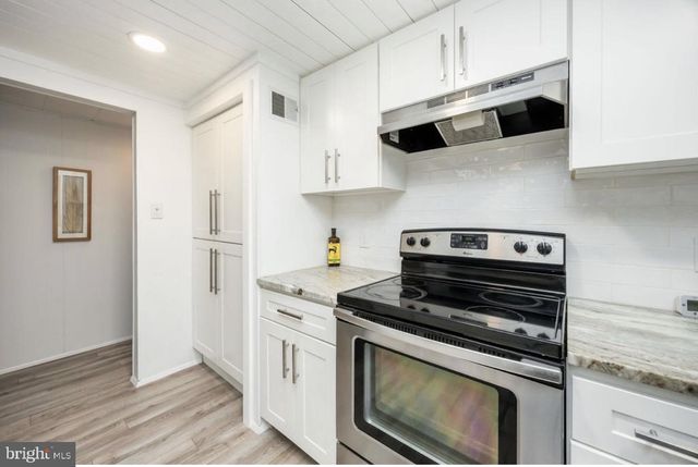 5 FALCON BRIDGE RD, Ocean Pines, MD 21811