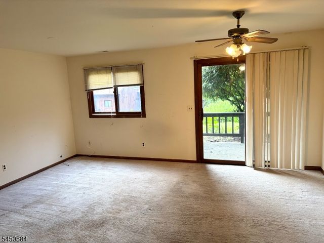 3 Steamboat Dr 9, Vernon Twp., NJ 07462