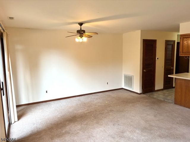 3 Steamboat Dr 9, Vernon Twp., NJ 07462
