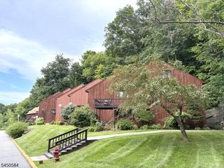 3 Steamboat Dr 9, Vernon Twp., NJ 07462