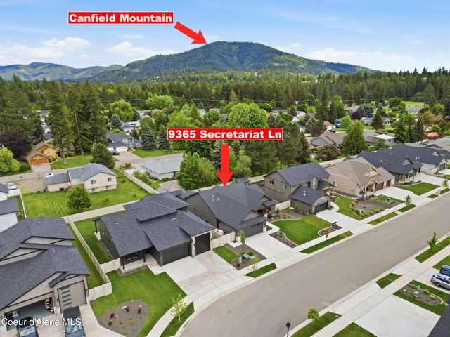 9365 N. Secretariat LN, Hayden, ID 83835