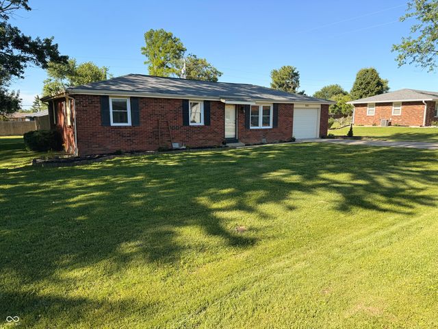 8262 E Rockwood Street, Columbus, IN 47203