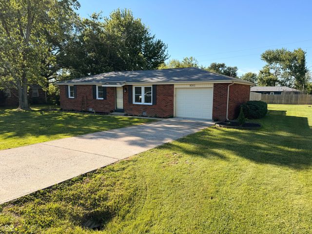 8262 E Rockwood Street, Columbus, IN 47203